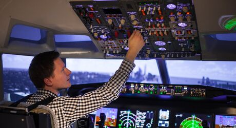 Staňte sa pilotom Boeingu 737 MAX.