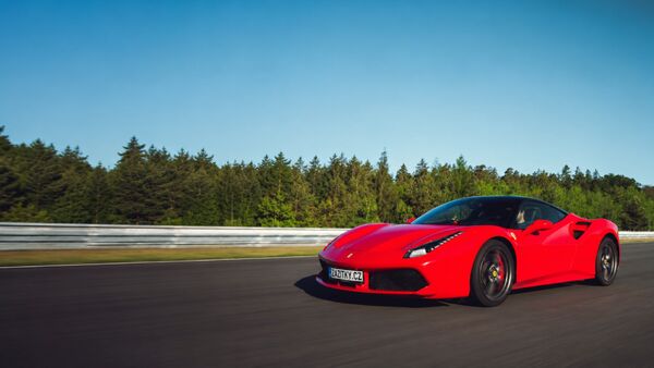 Jazda na Ferrari 488 GTB na polygóne
